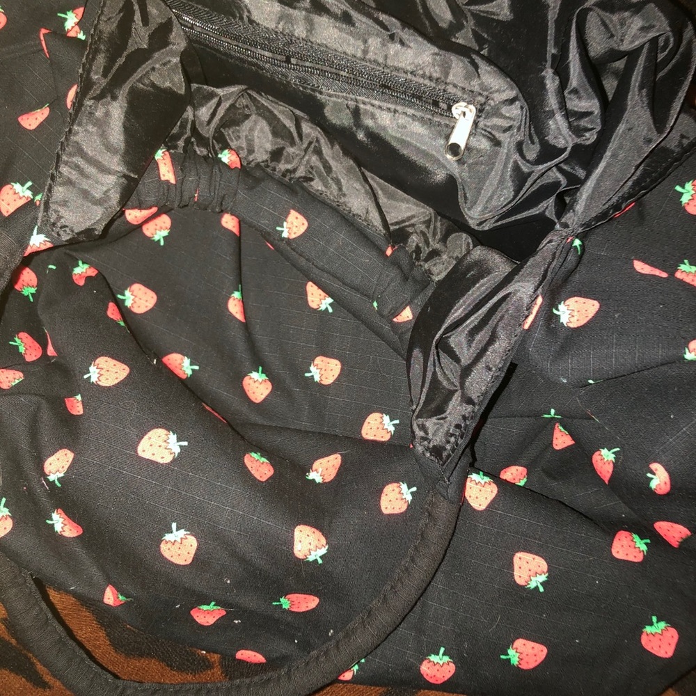 Super Cute Strawberry Tote/Purse/Bag - Picture 2 of 4